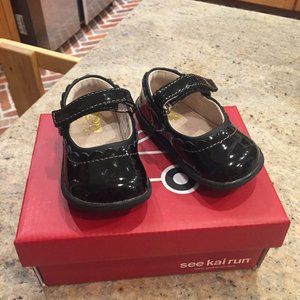 See Kai Run, Jane II Black Patent, Size 5 (EU 21)
